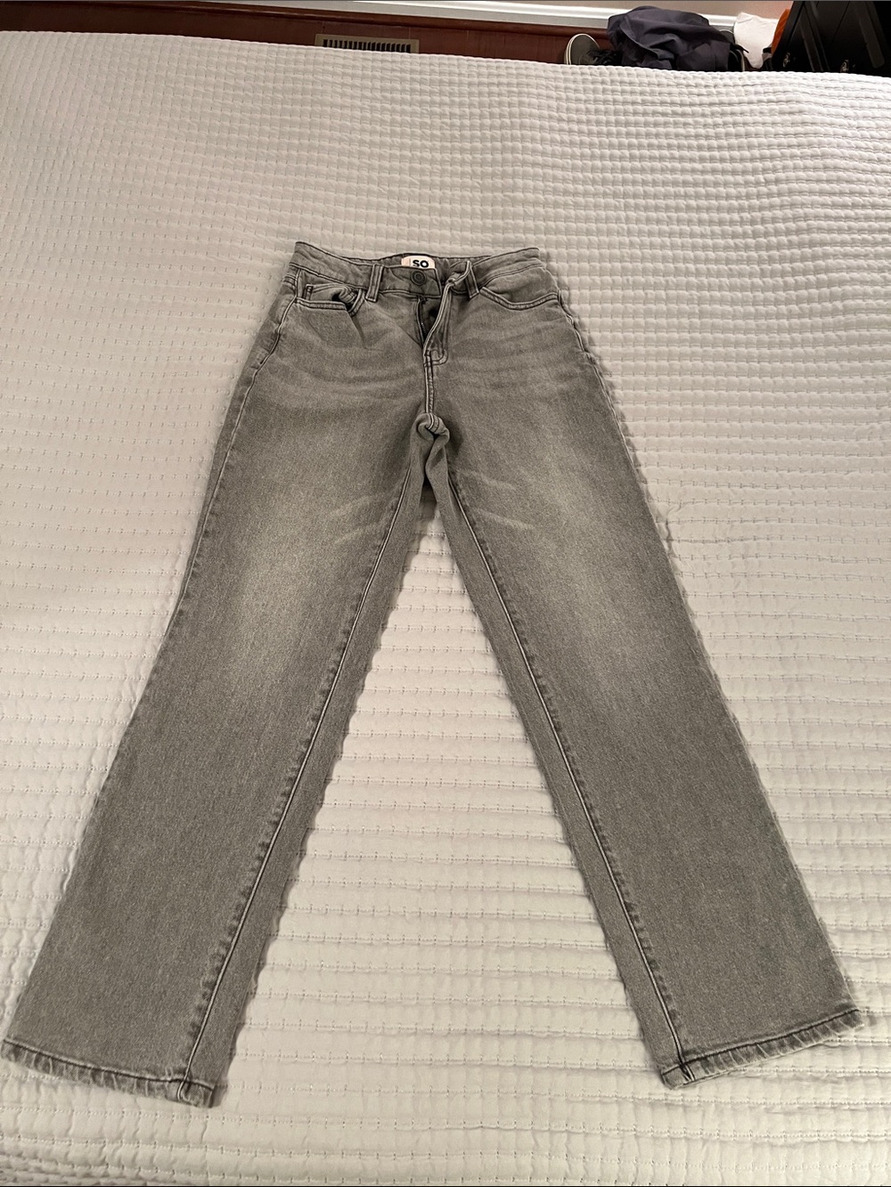 SO Jeans in Light Gray Wash